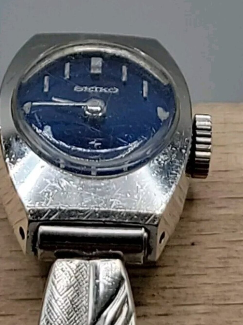 VTG 1971 Seiko 11-7039 Ladies Mechanical Watch Blue Dial 17mm 6" Textured Band - Picture 16 of 16